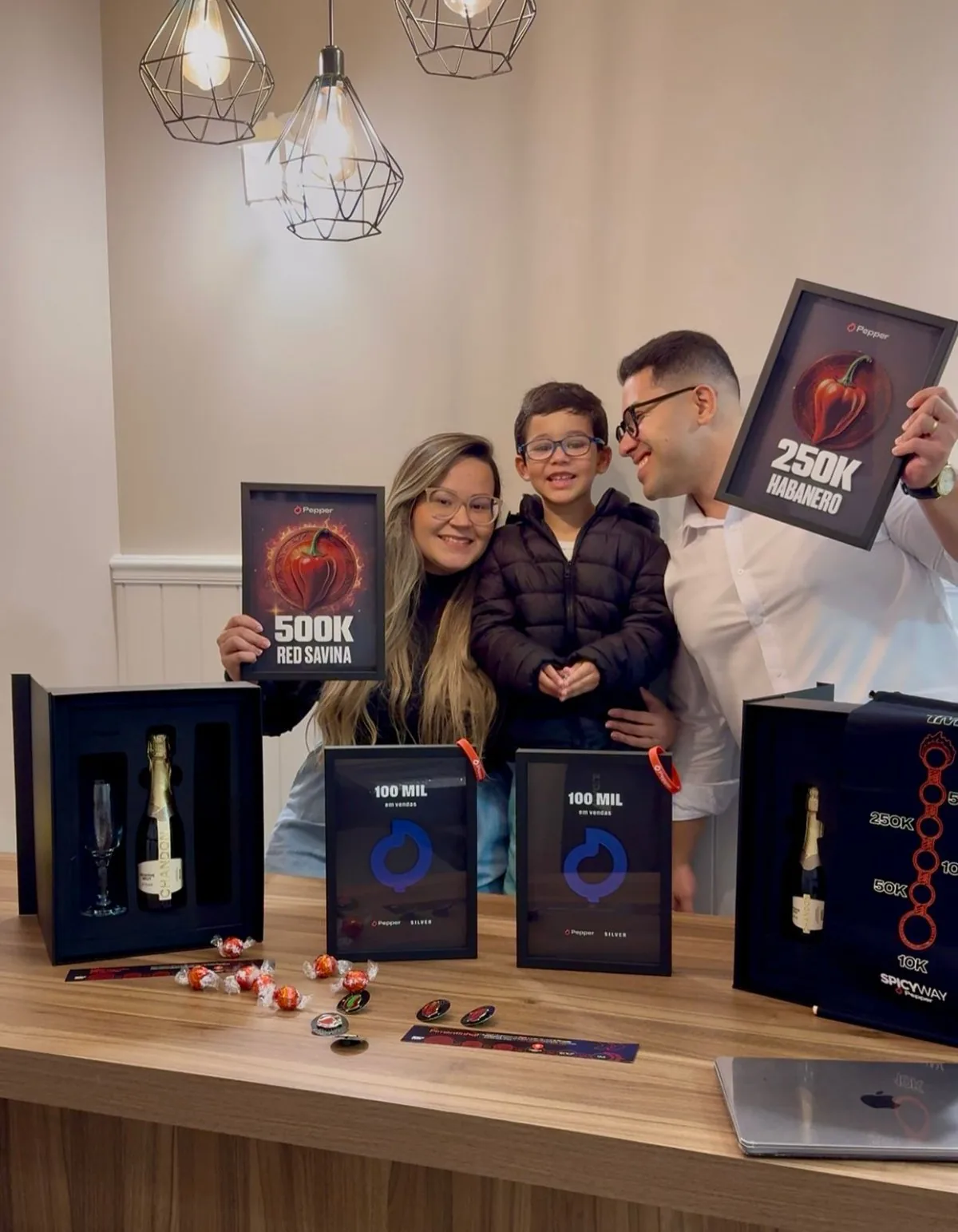 Pablo com a família